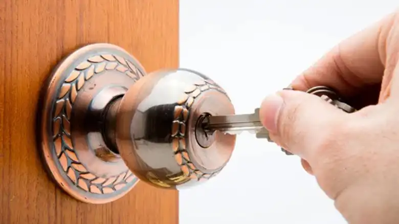 Do All Door Knobs Have The Same Key