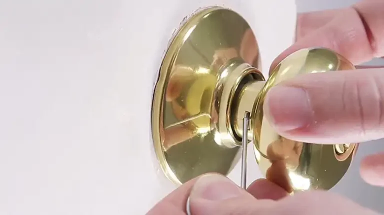 How to Remove Old Schlage Door Knob? A Step-By-Step Guide